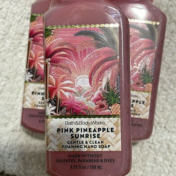 NEW- Bath & Body Works. 3 Pink Pineapple Sunrise Foam Soap - Picture 2 of 3